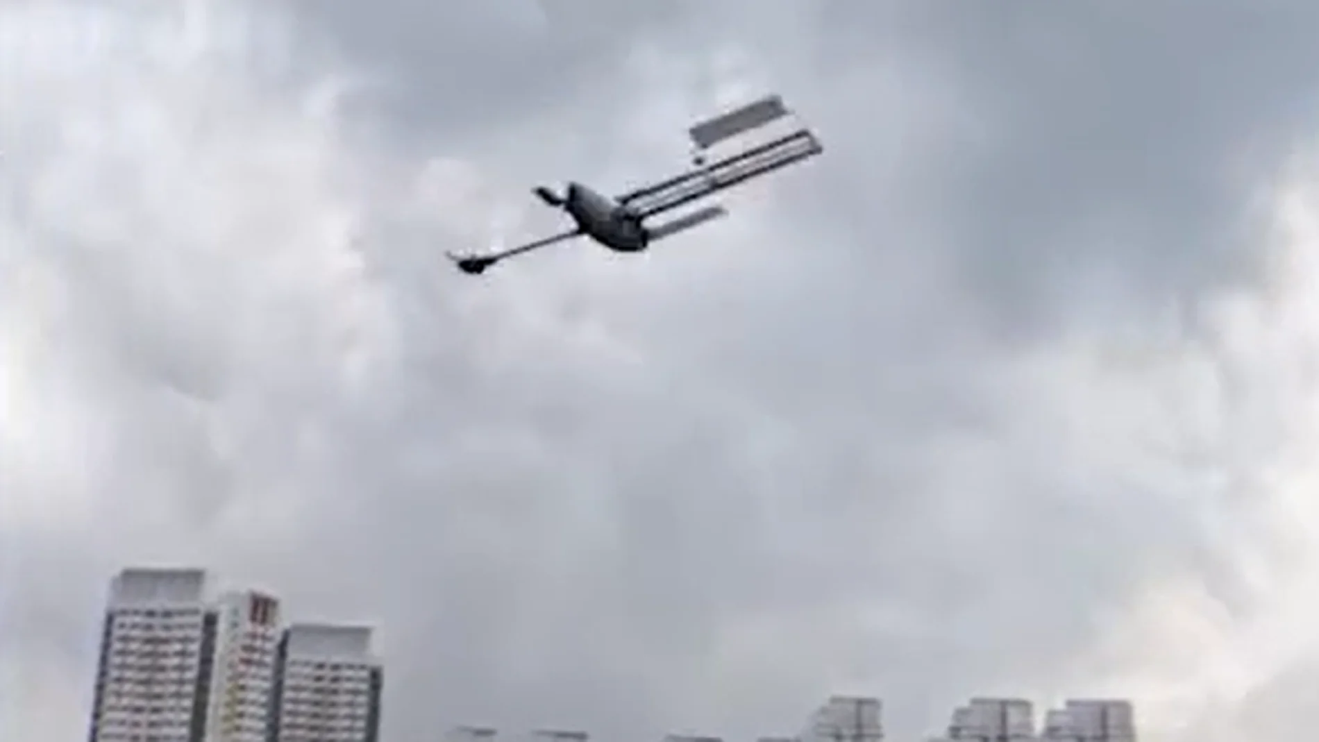 ALBATROSS, the drone capable of landing and becoming an autonomous sailboat