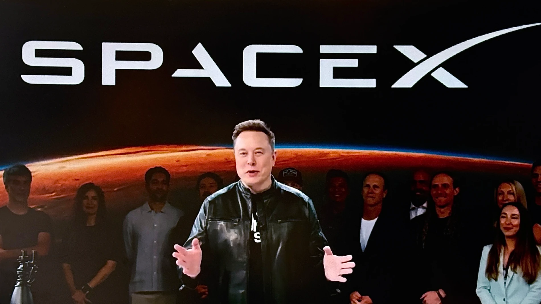 Elon Musk promises to give away SpaceX shares to 72 million American children