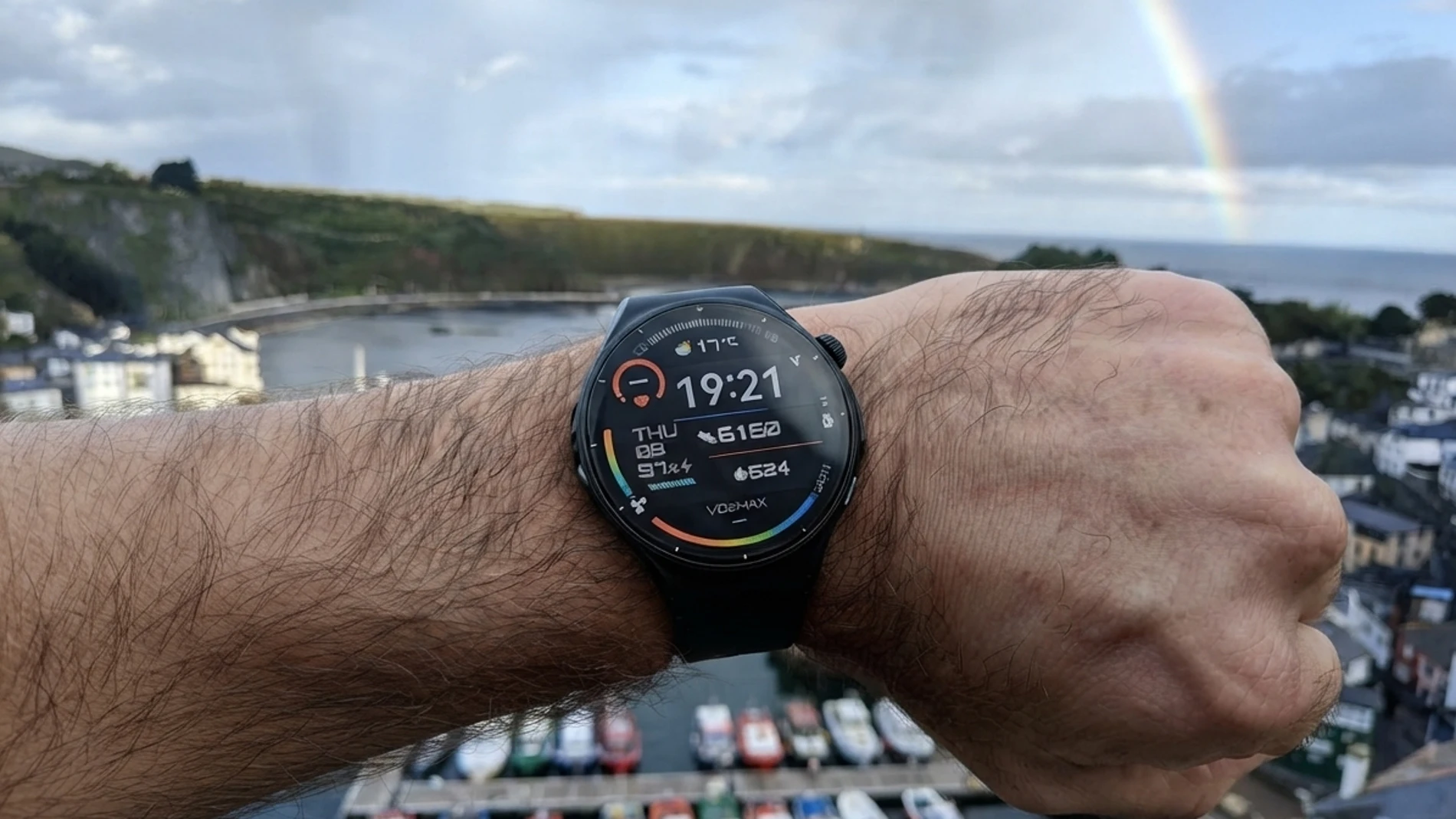 Huawei does it again: its Watch 6 is pure magic