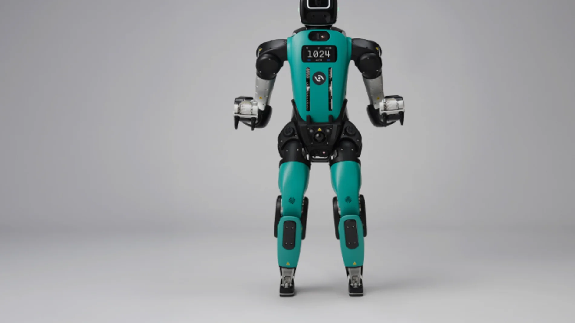 It's not AI that will take your job: this robot works 20 hours a day and recharges in nine minutes