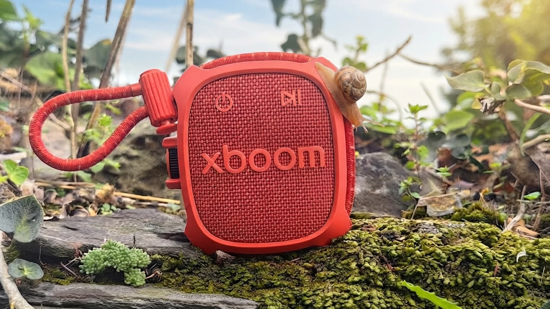 LG xboom Rock: protected and with music in tow