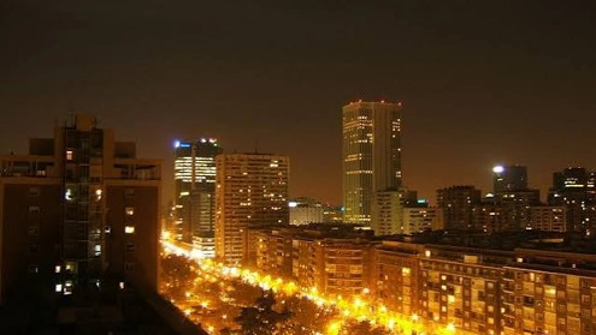 The dark side of light pollution for migratory birds